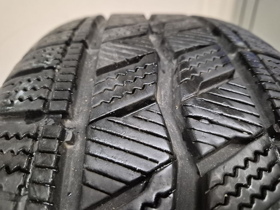 225/55R17 C Hankook Winter I*cept LV 109/107R  2022 r.