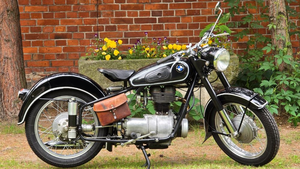 BMW R25 R25/3 klasyk pięknie odrestaurowany z dokumentami sprawny R26 R27