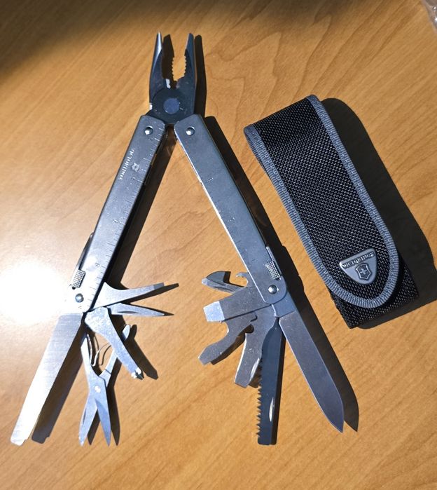 Victorinox  Tool X