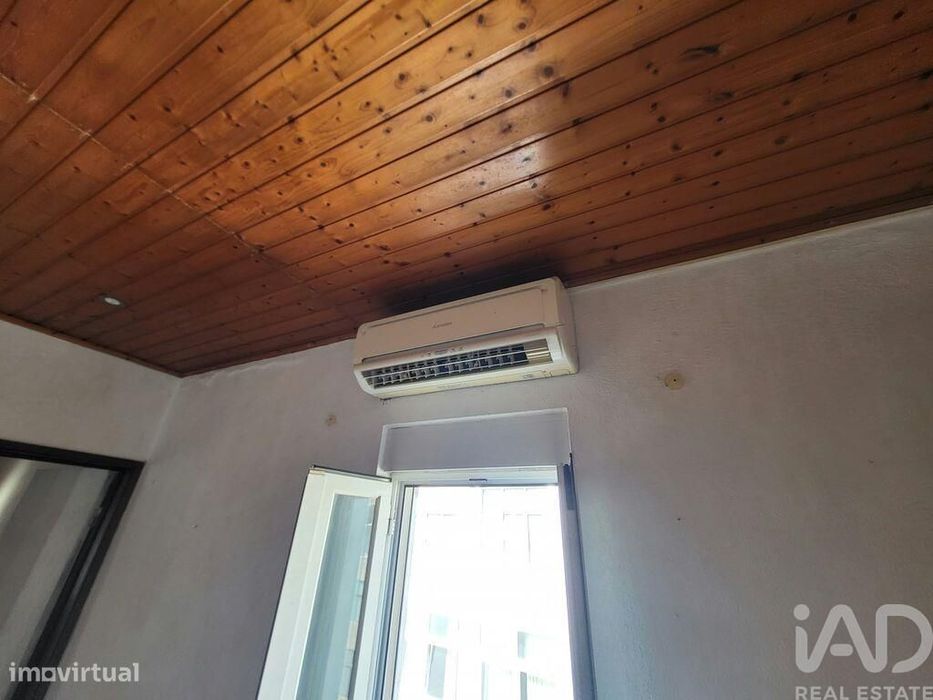 Apartamento T2 em Algés, Linda-a-Velha e Cruz Quebrada-Dafundo