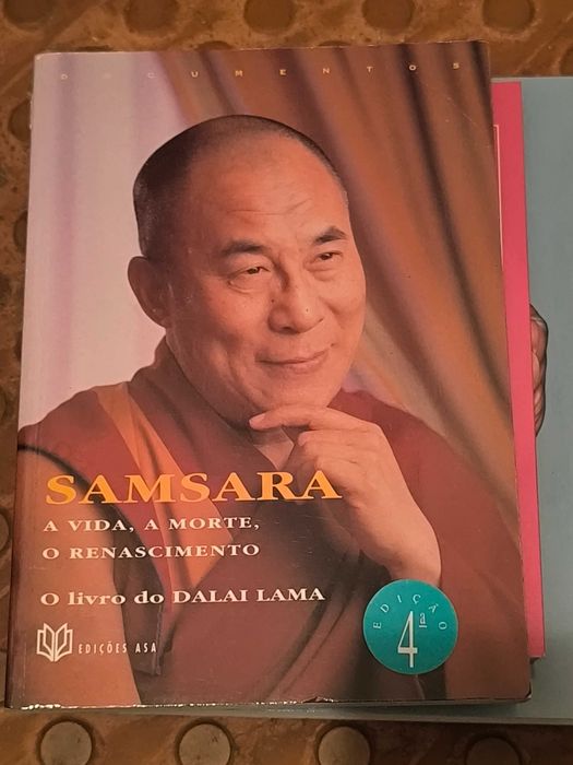 Samsara
A Vida, A Morte, O Renascimento
de Dalai Lama