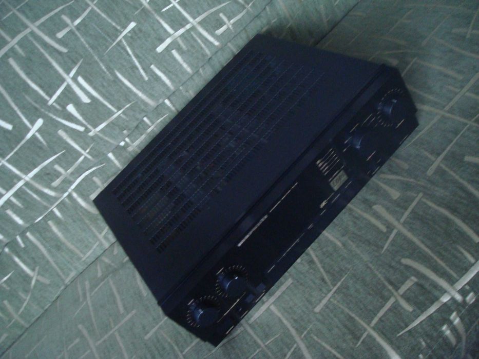 Продам усилитель Marantz