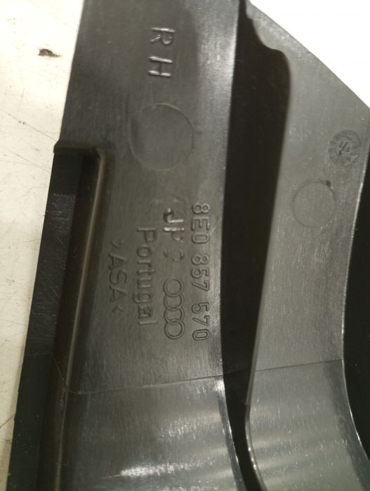 Acabamento Interior - AUDI A4 (8E2, B6) | 00 - 05