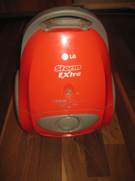 Пылесос LG,не включается.