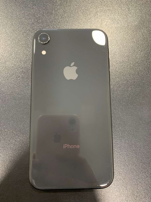 Айфон   Xr  64.