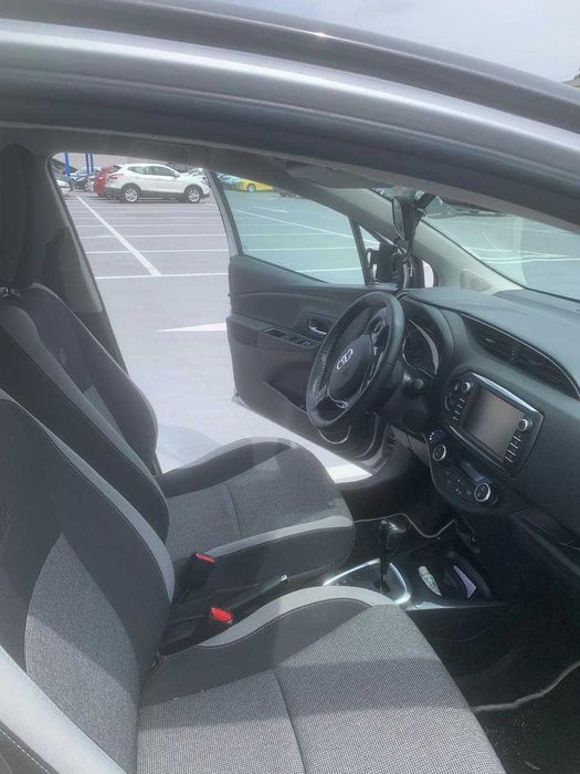 Toyota Yaris 1.5 Edição Especial 20 Anos automático 2019