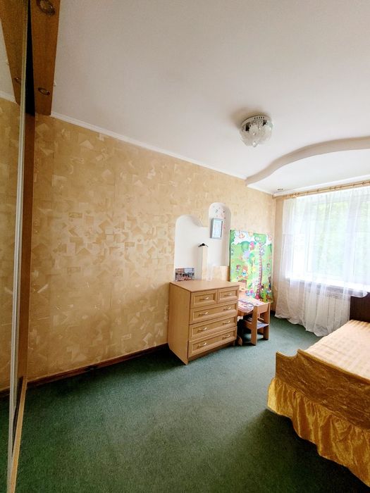 Будинок р-н Паперової фабрики всі зручності