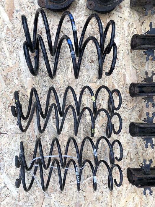 Пружини передні задні Renault Laguna 3 III 1.5 2.0 dci 2007-15р. шрот