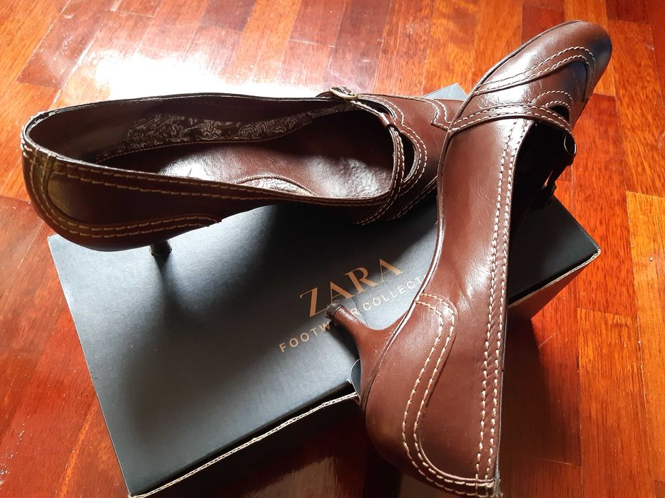 Sapatos com salto