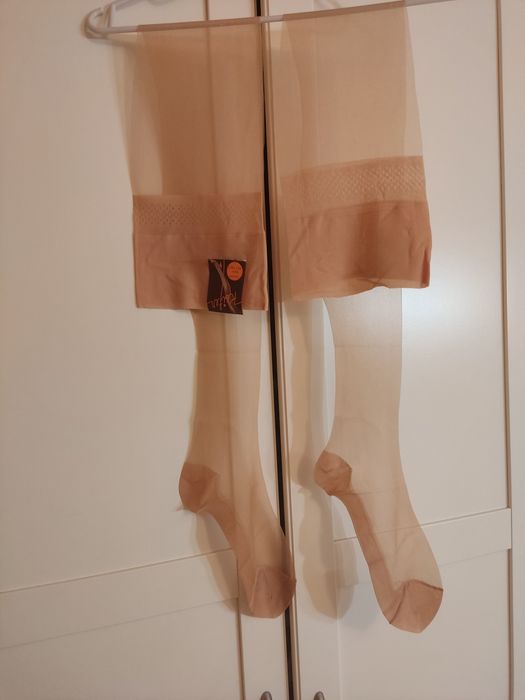 Oryginalne pończochy nylonowe Vintage