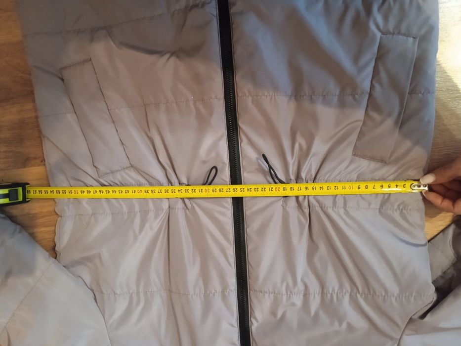 Жіноча осінньо весняна куртка