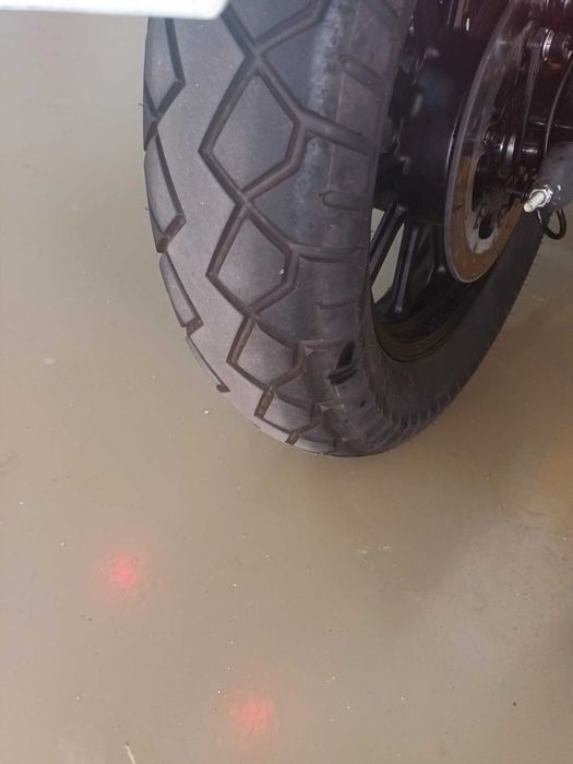 Vendo mota QJMOTOR SRV125 - reservada