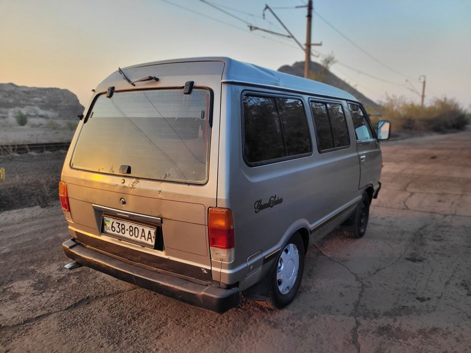 Nissan vanette 2.0 бензин механіка рама рисори