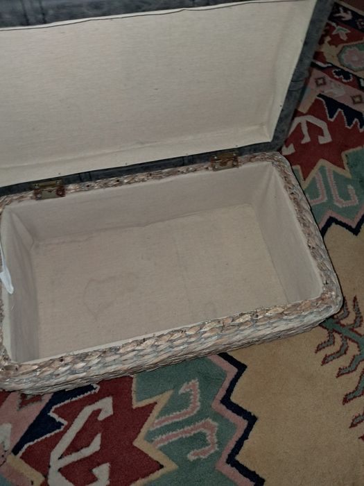 Bau em vime cinza azul