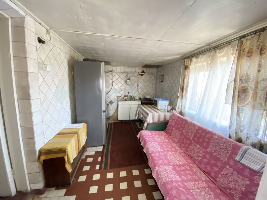 Продаж будинку зі зручностями с. Безугляки