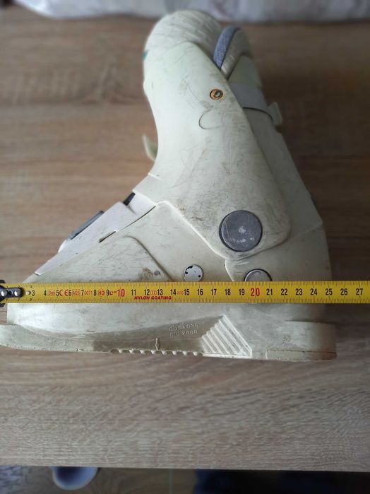 Черевики лижні вживані