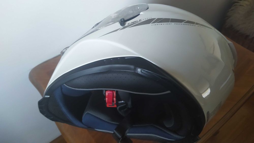 super kask i cena  Axxis inne