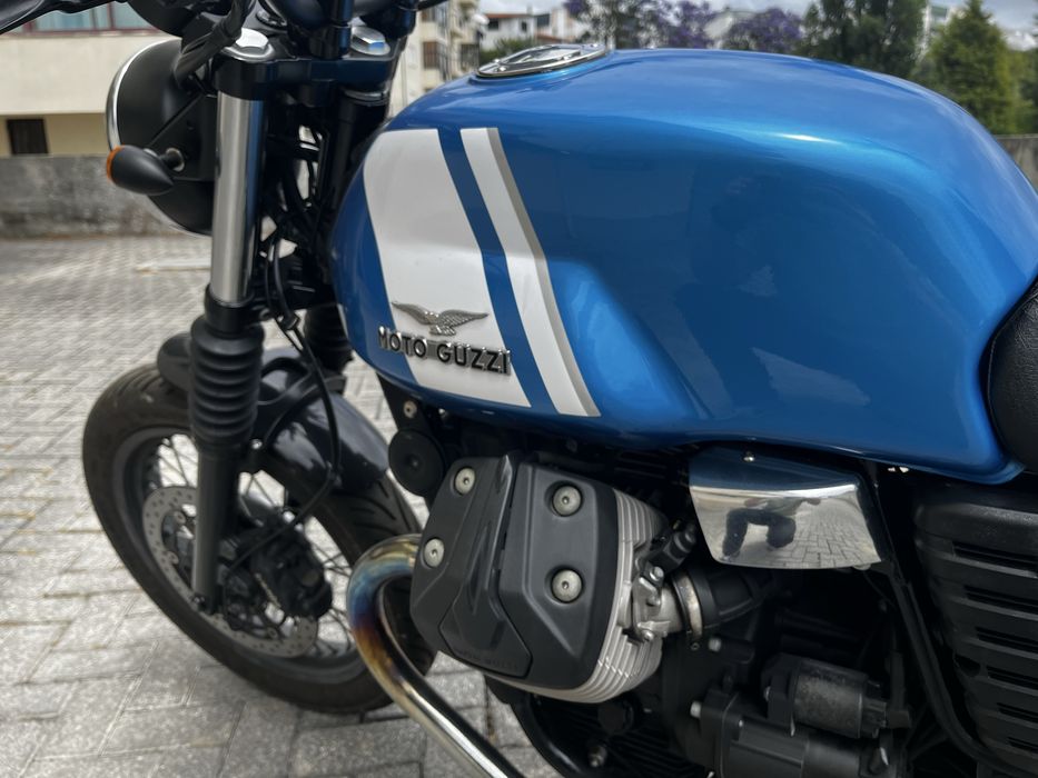 Moto Guzzi V7 II Special