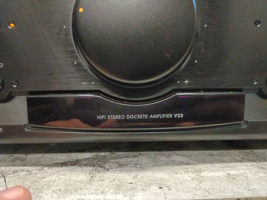 Wzmacniacz stereo GRUNDIG V23 Fine Arts