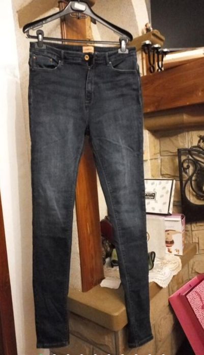 Джинси    жіночі на вибір