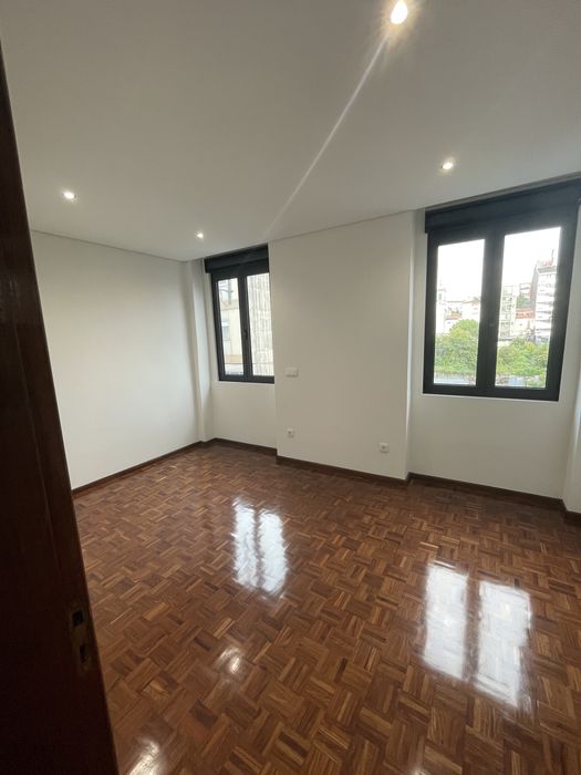 Alugo quarto para estudante proximo do Marquês
