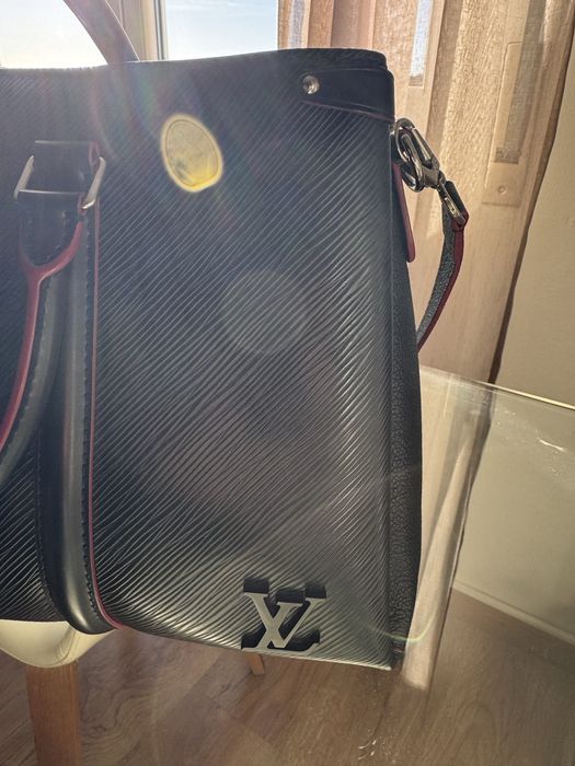 Louis Vuitton Port Documents Jour Epi Noir - Nunca Usada - Com alça