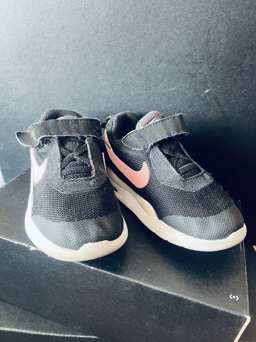 Ténis Nike/ Calçado infantil/ Criança