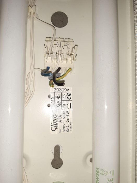 candeeiro  65cm com 2 lâmpadas fluorescente 18w cozinha