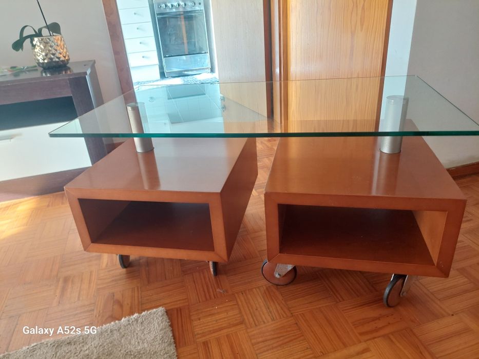 Mesa de centro em madeira