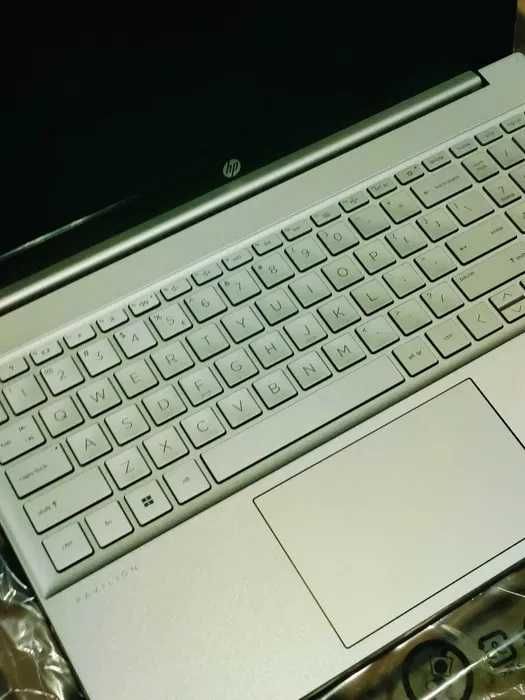 1680/24 Laptop HP 15-eg2570nw 15" Intel Core i5 16 GB / 512 GB NOWY