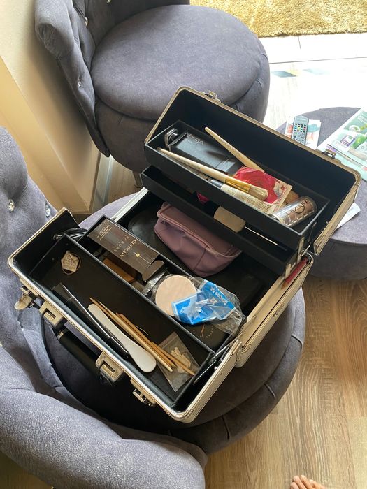 MALA Clarissa Maquilhagem