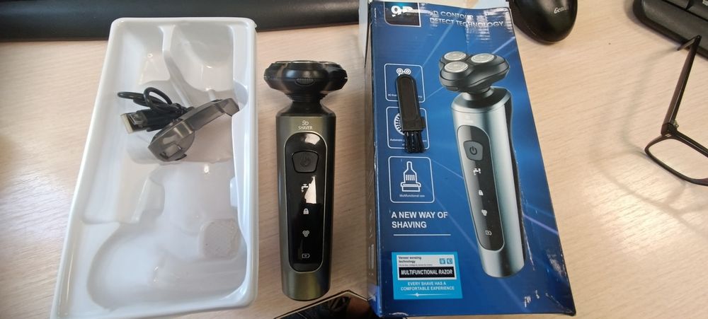 Електробритва 9d плаваюче лезо миється USB зарядка акумуляторна