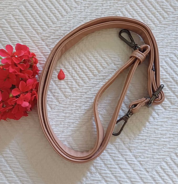 Mala Erium branca e rosa – como nova!