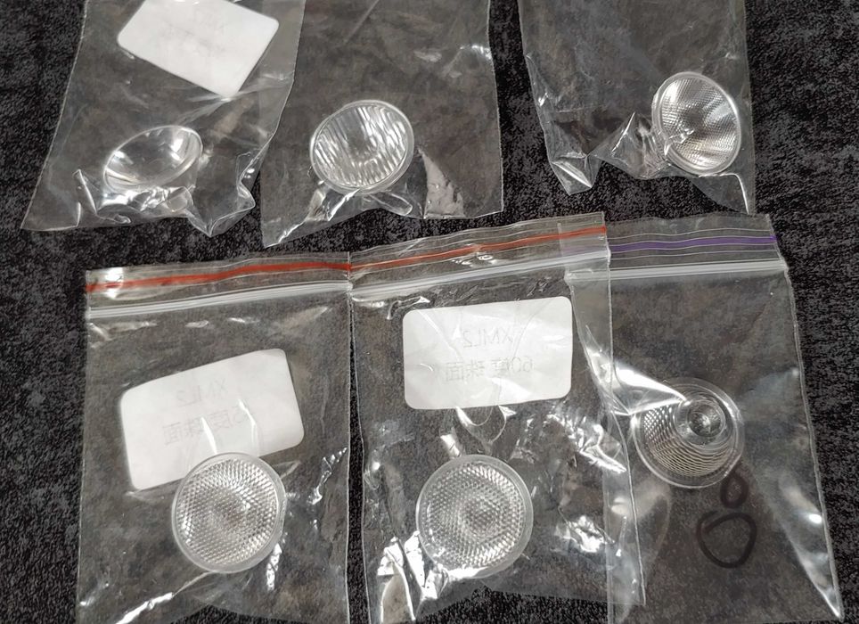 Аксесуари, зарядні до ліхтарів Convoy S2+ та подібних