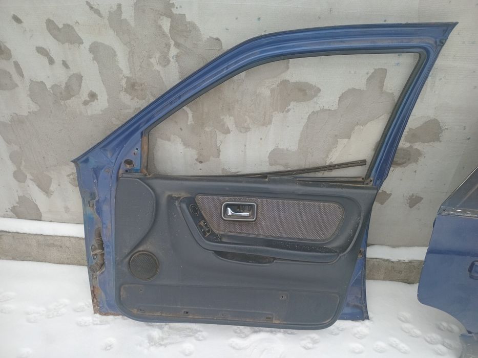 Двері Форд скорпіо праві