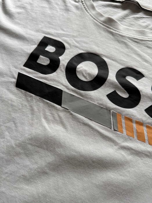 T-shirt Koszulka Hugo Boss Biała Srebrne logo r. M