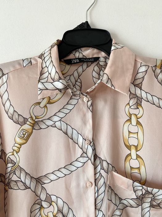 Zara pudrowa koszula satynowa węzły łańcuchy
