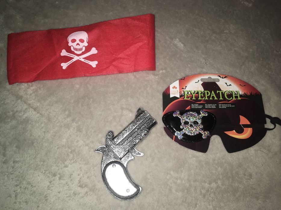Przebranie karnawalowe / strój pirata z akcesoriami roz. 98/104