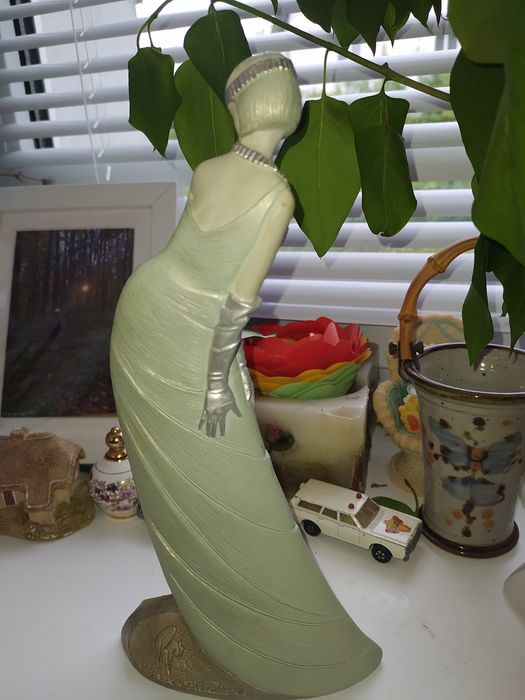 Статуетка Ivory Princess.