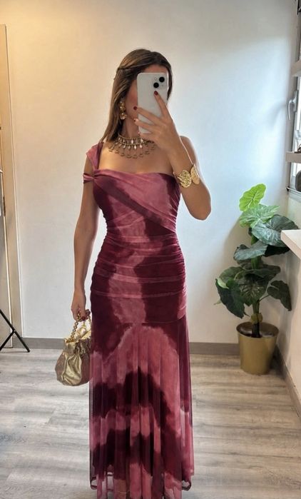 Vestido cerimónia novo