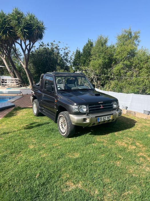 Mitsubishi pajero convertible