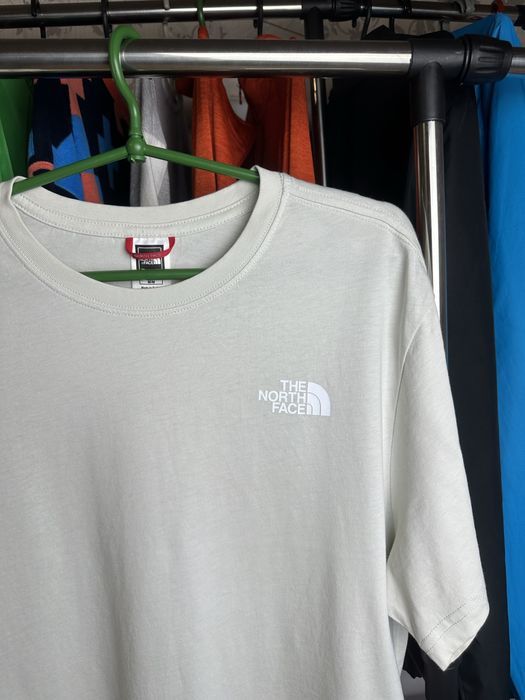 Футболка The North Face