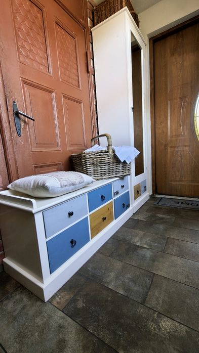 Sprzedam piękny retro kpl korytarz