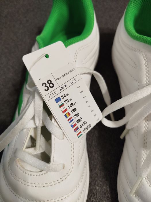 Кросівки жіночі Adidas
