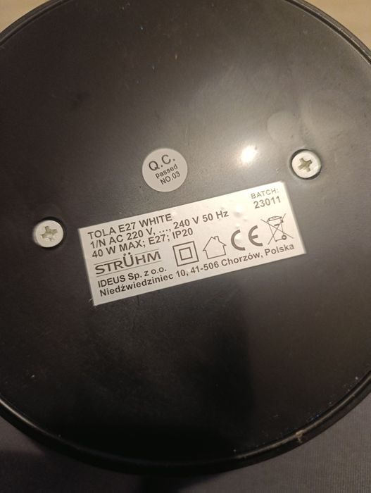 Lampka stojąca na biurko