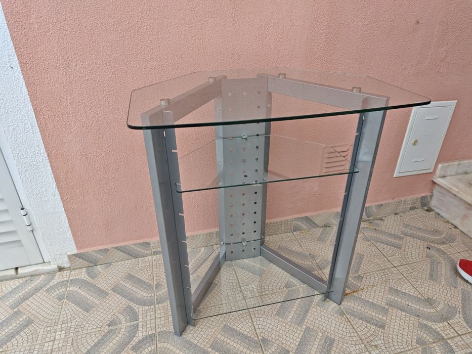 Estante de vidro para televisão