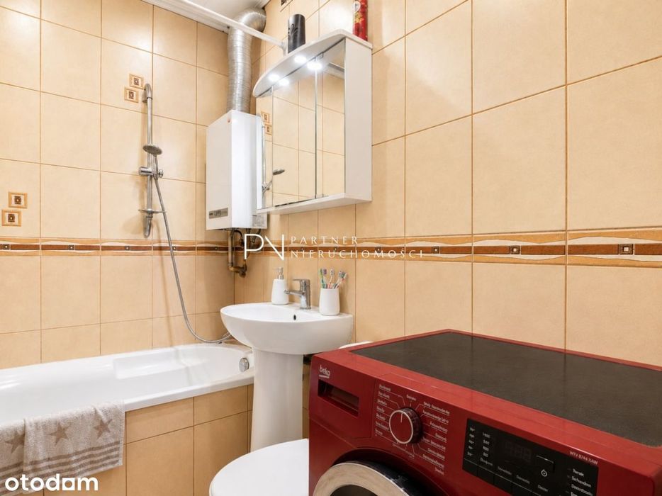 Przestronne 3 pokoje z balkonem – blok z windą*
