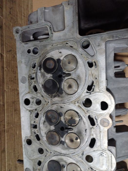 BMW E46 БМВ Е46 2.0 D M47 ГБЦ головка блока циліндрів 22466019