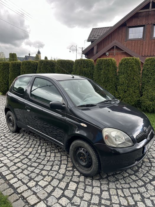 Toyota yaris 1.0 Benzyna