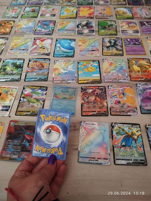 Karty Pokemon Pokemony